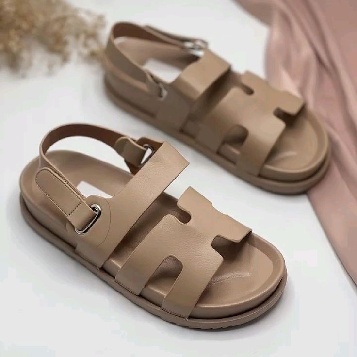 Comfy Flip-Flop Sandals Effortless Style & Comfort