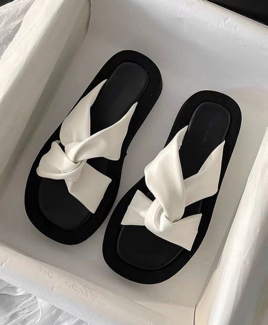 Mango Twist Chunky Sliders – Light Beige Elegance & Everyday Comfort